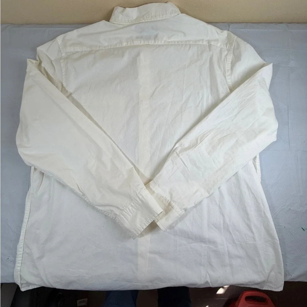 Banana Republic Men's Cream Button-Down Casual Shirt‎